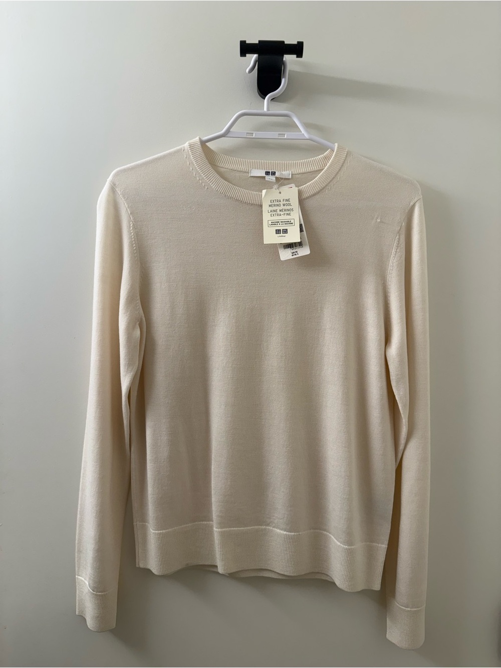 Uniqlo Merino Wool Crew Sweater Size S